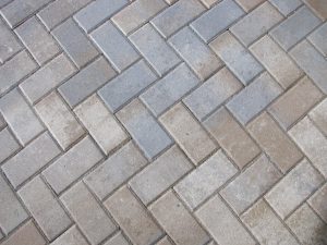 how to clean dirty pavers
